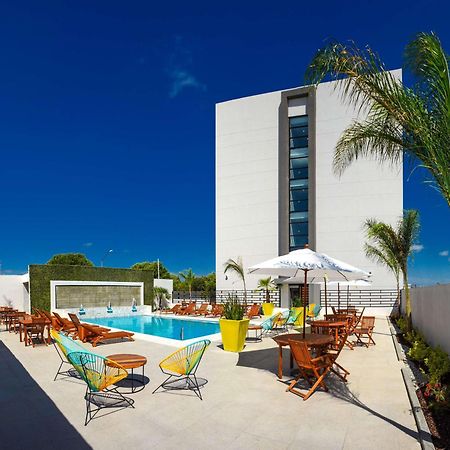 Hampton Inn Piedras Negras Bagian luar foto